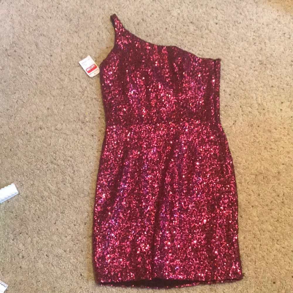 One shoulder sequin dress
